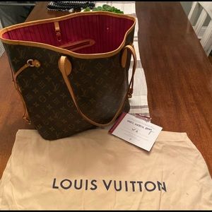 Louis Vuitton Neverfull MM no Puchette